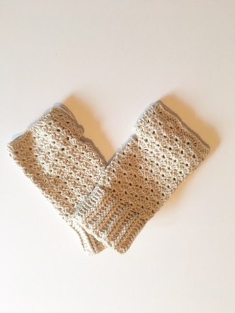 Crochet Fingerless Gloves, crochet for others, easy crochet gifts
